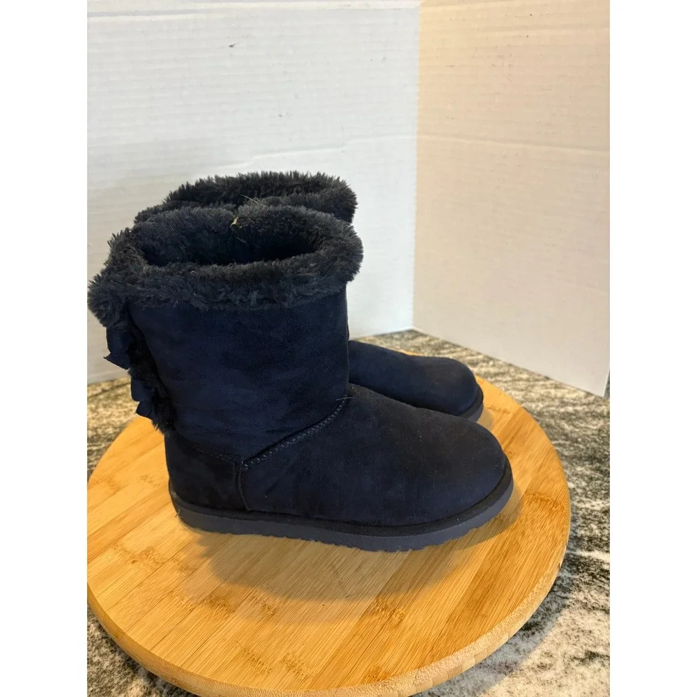 Kids Navy Blue Faux Suede Fur Lined Winter Boots with Bow Accent Size‎ 6M SKU115